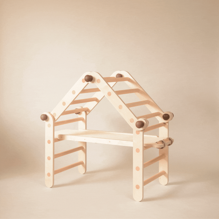 Pikler playhouse with counter